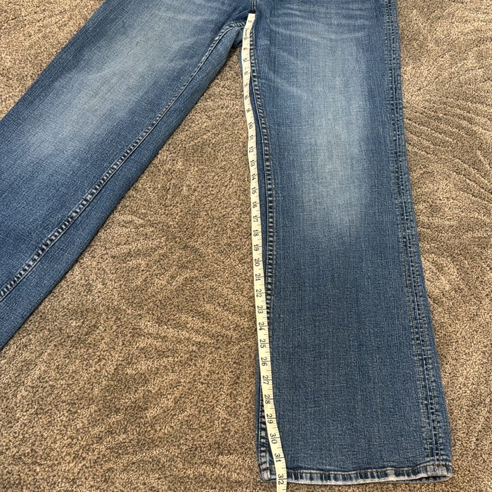 Christopher Blue ,12, upscale jeans classic - Picture 8 of 8